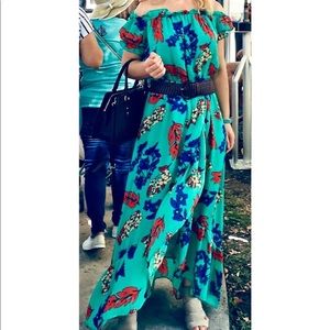 Belle Veré Off of Shoulders Wrap Maxi Floral Dress S